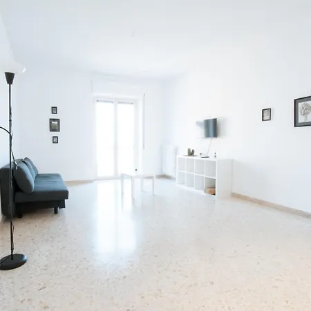 Redda Big House בארי