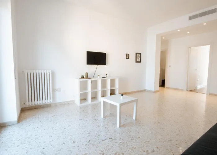 Redda Big House * Bari